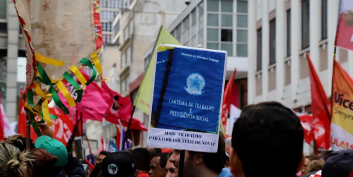 Ignorados pelo governo: 38,7 milhões de pessoas vivem em lares sem renda do trabalho